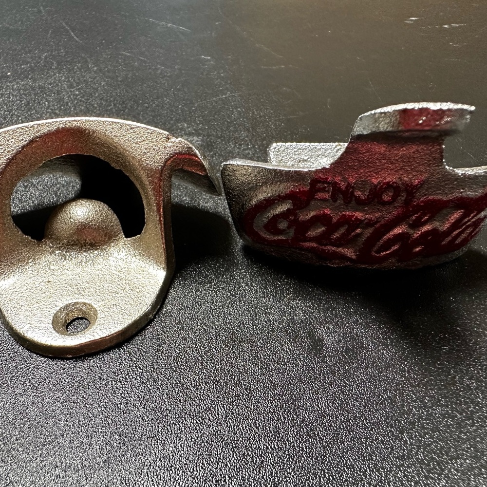 2 Coca-Cola openers - Picture 3 of 3